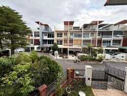 Highland Road (D19), Terrace #588383351